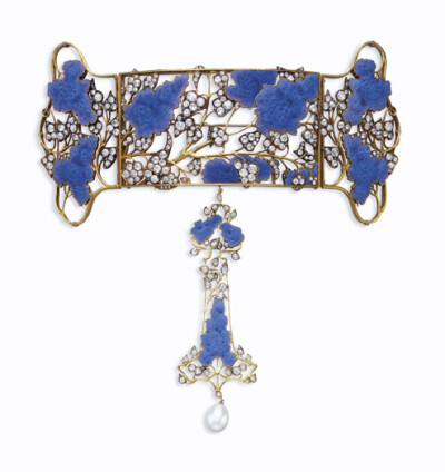 René Lalique已成为世界上最古老、最著名的水晶品牌之一，它已不仅仅是一种产品，而是代表着一种优雅、高贵的生活态度。