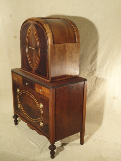 优雅的装饰派艺术梳妆台 intricate wood inlay Elegant Art Deco Dresser / Armoire with intricate wood inlay