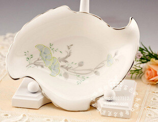 花卉树叶形 首饰盘 <a class='shortlnk' href='/s/06dd6dfa742ba871c' target='_blank' title='http://item.taobao.com/item.htm?id=3802210460&'>http://duitang.com/s/06dd6dfa742ba871c</a>