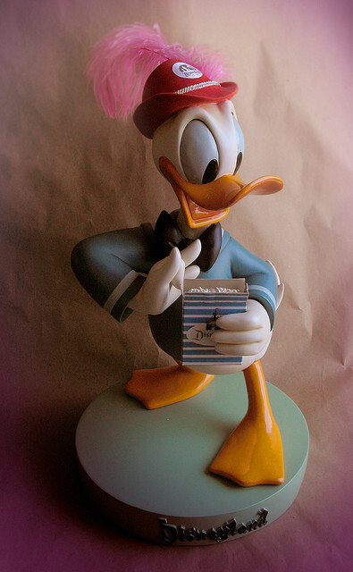 Donald Duck at Disneyland Big Fig