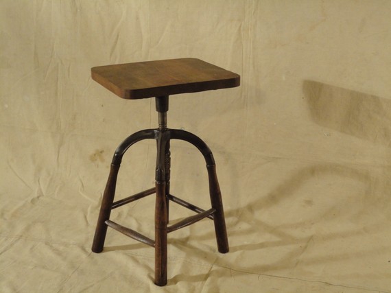 古董可调节陶艺凳 Antique Pine Adjustable Potter&#39;s Stool Antique Pine Adjustable Potter&#39;s Stool