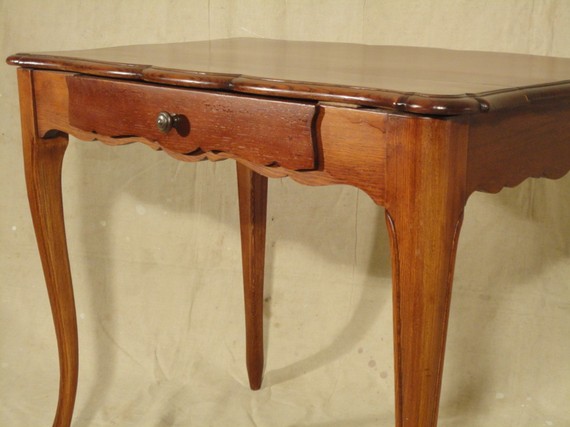 古董维多利亚时代的写字台 Antique Victorian Writing Desk Antique Victorian Writing Desk