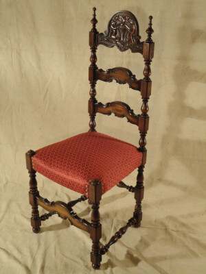 古董盾徽无扶手椅 Woodwork Antique Coat of Arms Side Chair - Immaculate Woodwork