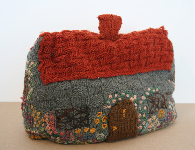 Knitted House Teacosy布艺，小房子