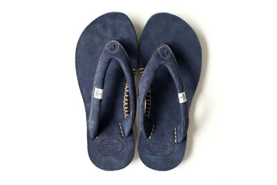 坚持优质人手缝制，visvim 2011 Lama Sandal Folk~这双鞋太美额<a class='shortlnk' href='/s/0fdf52b17957d7f' target='_blank' title='http://www.kidulty.com/news/id/news/16749'>http://duitang.com/s/0fdf52b1…