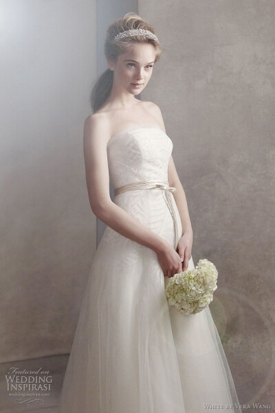 White by Vera Wang 2011秋冬新款婚纱