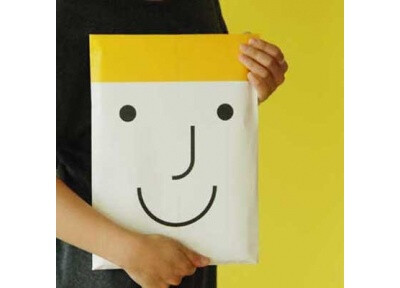 可爱笑脸黄色信封