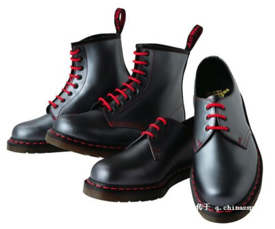 DR.MARTENS