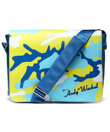 美国知名配件品牌INCASE于2011年推出的INCASE x Andy Warhol Cases系列中的SHOULDER BAG。