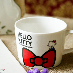 米色瓷大水杯 <a class='shortlnk' href='/s/04f3de8f0235967e0' target='_blank' title='http://item.taobao.com/item.htm?id=10836497213'>http://duitang.com/s/04f3de8f0235967e0</a>