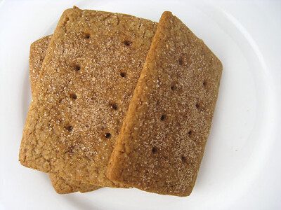 好久没吃这么熟悉的饼干咯» Lottie (+ Graham Crackers) img_8827