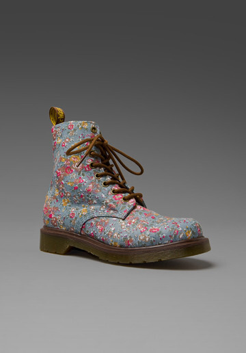纽约代购包邮 花柄 8孔 马丁靴 Dr. Martens