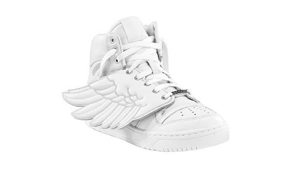 Jeremy Scott for adidas Originals 以翅膀为灵感之单品