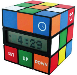 魔方闹钟  拼不完就叫不停 你惨了 Rubiks Cube alarm clock is retro cool