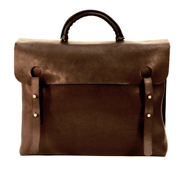 Simple Leather Briefcase — 简约牛皮工作包