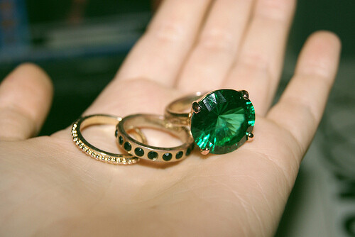 {。桃颜}大爱那颗绿宝石