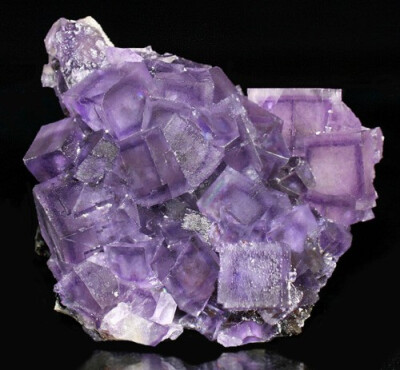 来自田纳西州的矿产|萤石 ：紫色总是与梦有关。