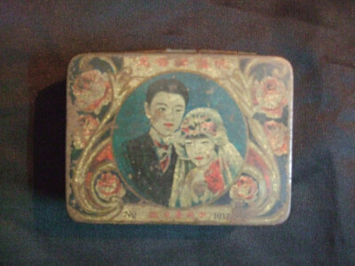 怀旧民国时期美女香皂铁皮盒