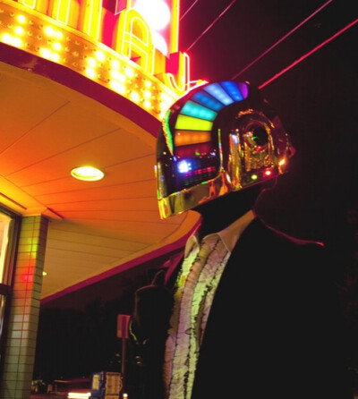 是教你怎么假装DAFT PUNK 太扯了！！ How To Make a Daft Punk Helmet | hellokinsella ($500-5000)