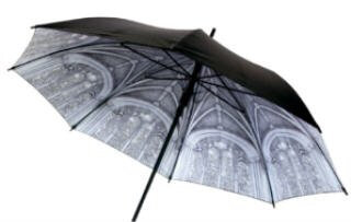 这把伞打开里面是教堂的屋顶啊！！如果是彩色就更好了！！ Cathedral Stained Glass Religious Church Gift Auto Button Folding Umbrella