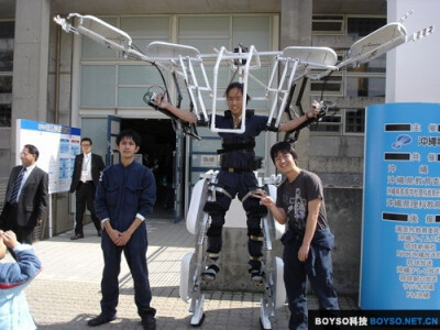 轻松DIY人型机械外骨骼套装[视频+多图]_自制机器人