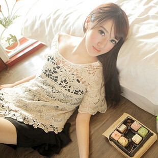  蕾丝花边拼接罩衫 <a class='shortlnk' href='/s/0255193340b963ec3' target='_blank' title='http://item.taobao.com/item.htm?id=10928929182&ad_id=&am_id=&cm_id=&pm_id='>http://duitang.com/s/0255193340b963ec3</a>