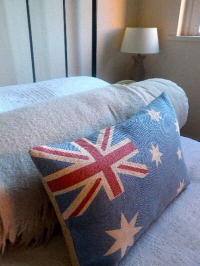 国旗元素的枕头