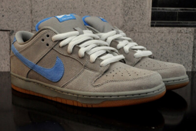 底特律雄狮，Nike SB Dunk Low “Iron”<a class='shortlnk' href='/s/1ce2c6fd8be9eb9d' target='_blank' title='http://www.kidulty.com/news/id/news/17096'>http://duitang.com/s/1ce2c6fd8be9eb9d</a>