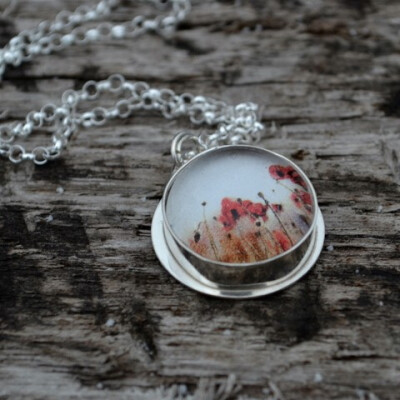 Field of Poppies Necklace by moonovermaize on Etsy Field of Poppies Necklace