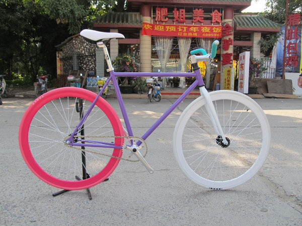 Fixed Gear 紫红 这配色！