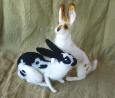 Needle Felted Rabbit made just for you by Ainigmati 毛毡兔子