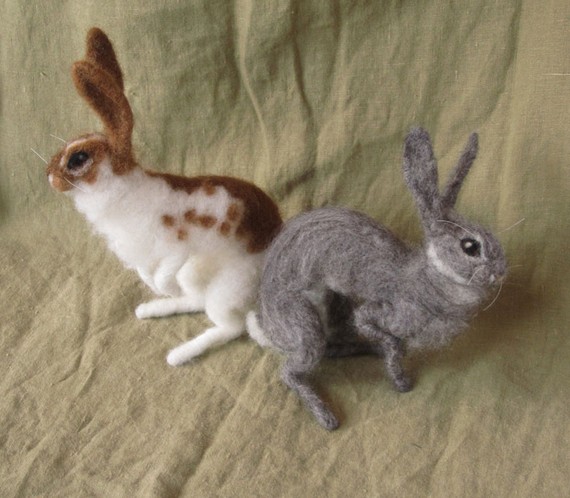 Needle Felted Rabbit made just for you by Ainigmati on Etsy 毛毡兔子