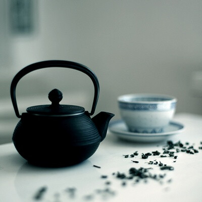 茶。这个跟中国历史一样悠久的存在