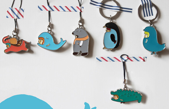 温暖动物金属挂件