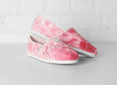 Toms