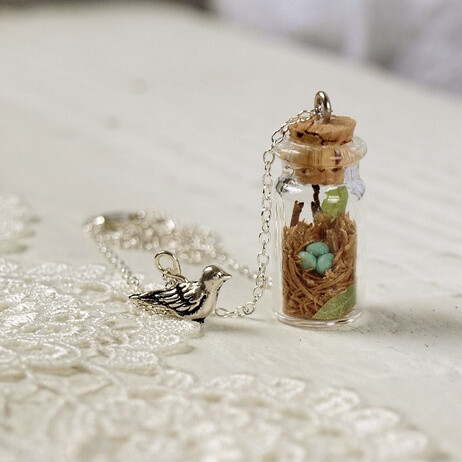 Woodland Belle - Tiny Woodland Terrarium Robins Nest Necklace