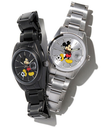 日本潮流品牌SOPHNET.与Disney合作推出的Mickey Mouse Watch。