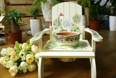 田园手绘 休闲实木椅花器 陶瓷花盆 花器 可做收纳 大爱摆设