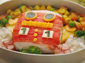 簡単にできる赤いロボットの彩り弁当 | キャラクター弁当 | OCNお弁当クラブ レシピ 全体を仕上げる B162