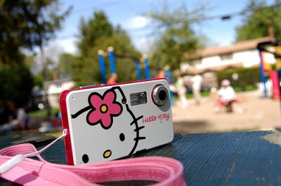 mi。hello kitty。喜欢!!