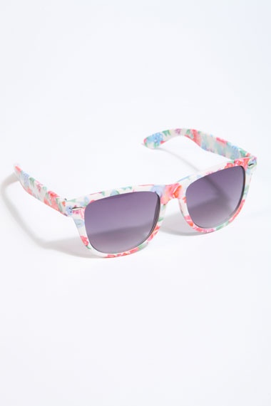 Floral Frame Sunnies ($20-50) - Svpply