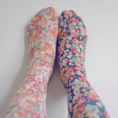 花袜子~~ tinywardrobe — floral tights1