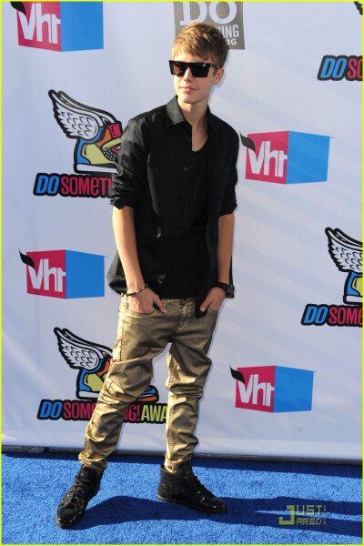 Photos of justin bieber do something 03 | Justin Bieber - Do Something Awards 2011! - Pics | Just Jared justin bieber do something 03