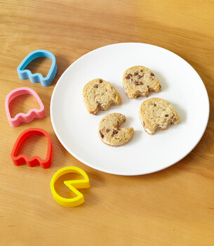<a class='shortlnk' href='/s/13ed052999bc94a91' target='_blank' title='http://www.fredflare.com/TOP-SELLERS/Pac-Man-Cookie-Cutters/?xid=2a5f91059ed757397d6b8db8bbee6887#'>http://duitang.com/s/13ed052999bc94a91</a> 吃豆人饼干模子