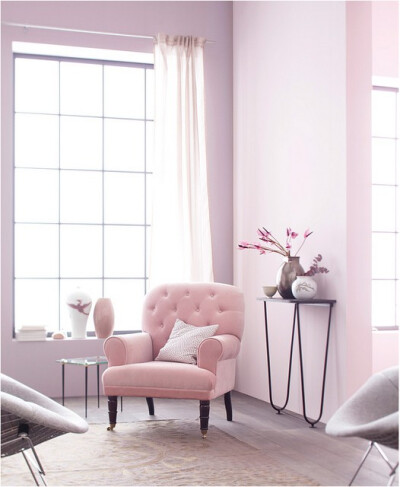 Love the whole room..but I adore that chair