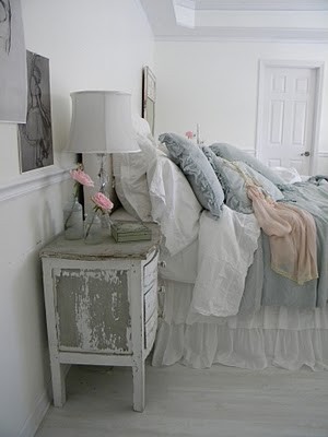 shabby chic bedroom