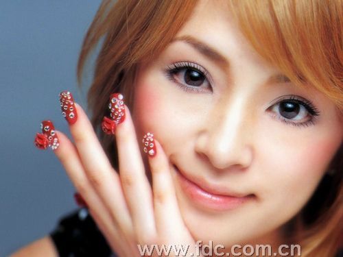 滨崎步美甲
