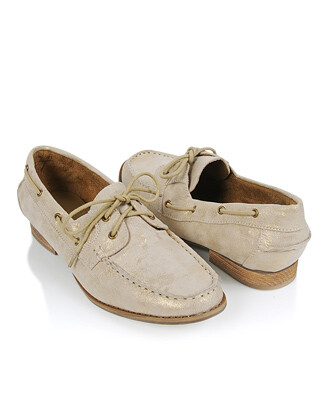  Hint Of Metallic Boat Shoes 经典帆船鞋