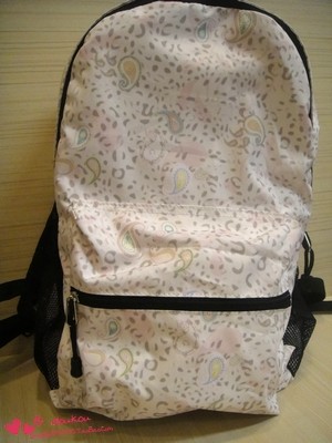 能有多花哨，就有多惊艳。从米国到夏威夷 透气轻便双肩包