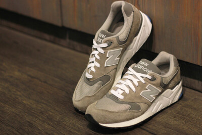 New Balance ML999 GR与MT580较为相似的外形，经典设计不断在进化<a class='shortlnk' href='/s/03ecbda2c31581f37' target='_blank' title='http://www.kidulty.com/street/id/495'>http://duitang.com/s/03ecbda2c…